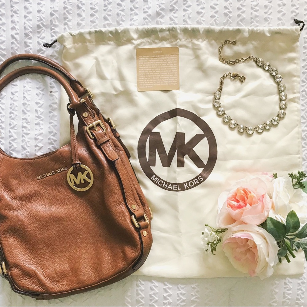 { michael kors bedford }